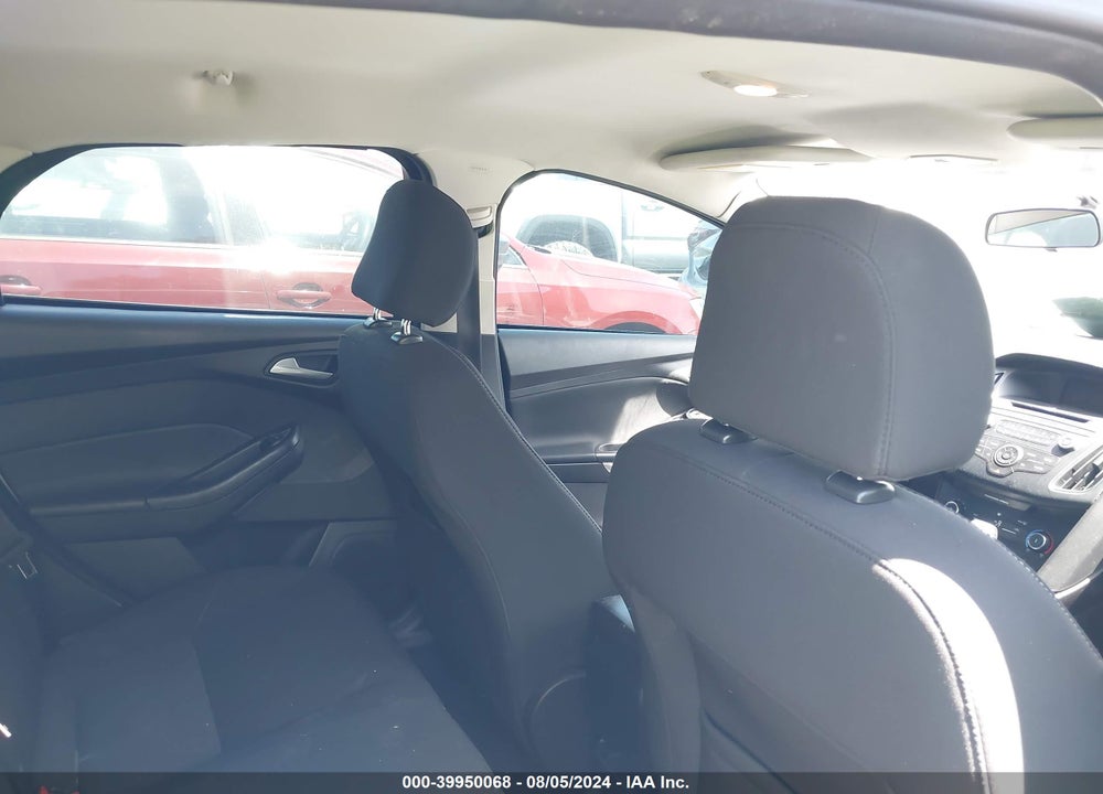 2016 FORD FOCUS SE VIN: 1FADP3K2XGL221858