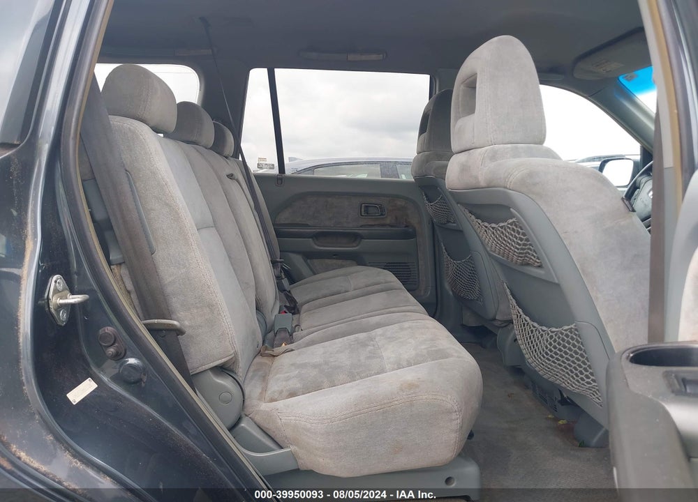 2005 HONDA PILOT EX VIN: 5FNYF184X5B017802