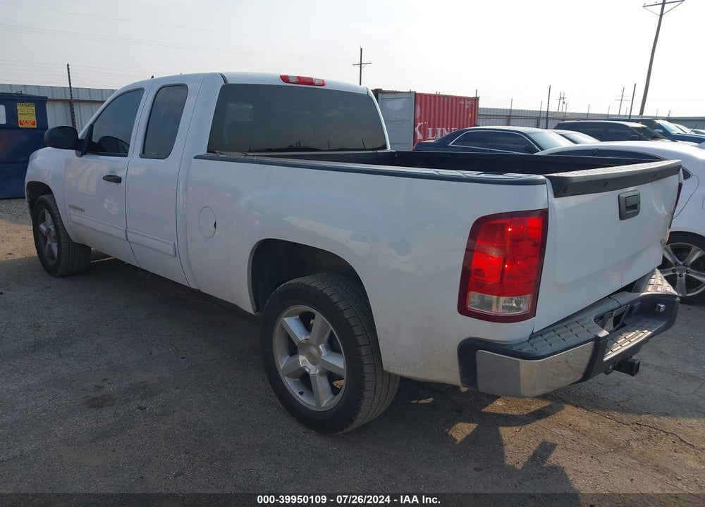 2011 GMC SIERRA 1500 SLE VIN: 1GTR1VE05BZ101883