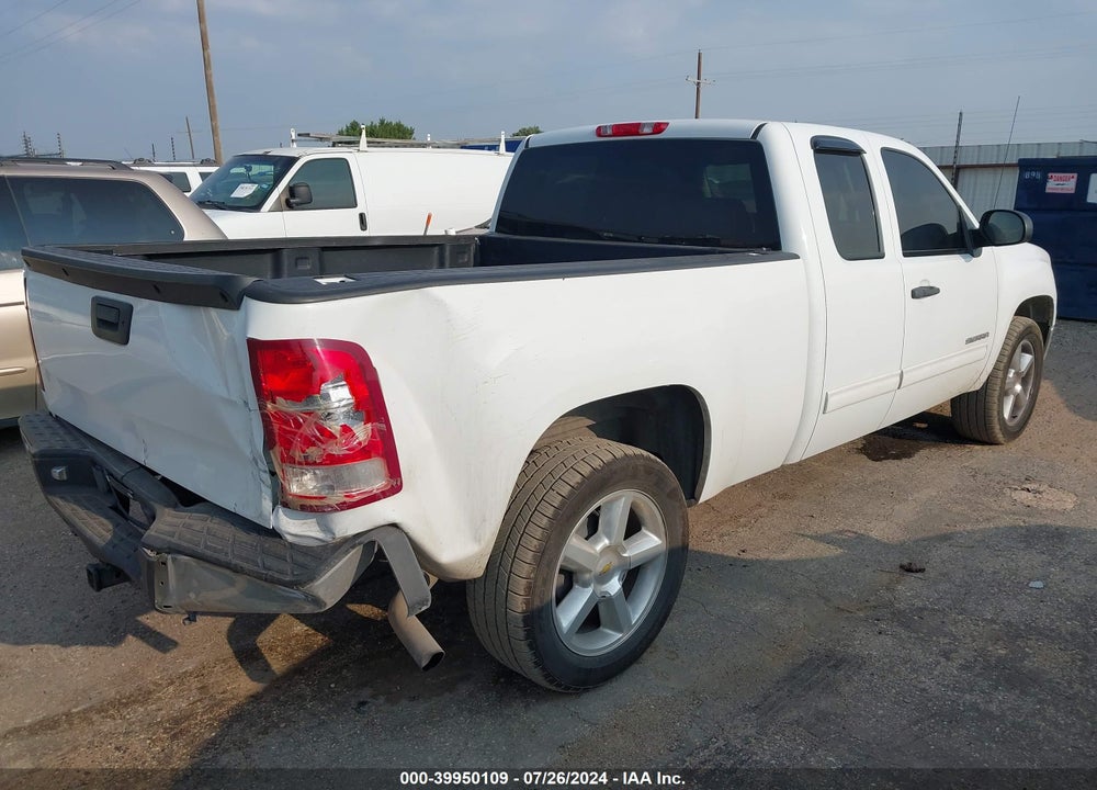 2011 GMC SIERRA 1500 SLE VIN: 1GTR1VE05BZ101883