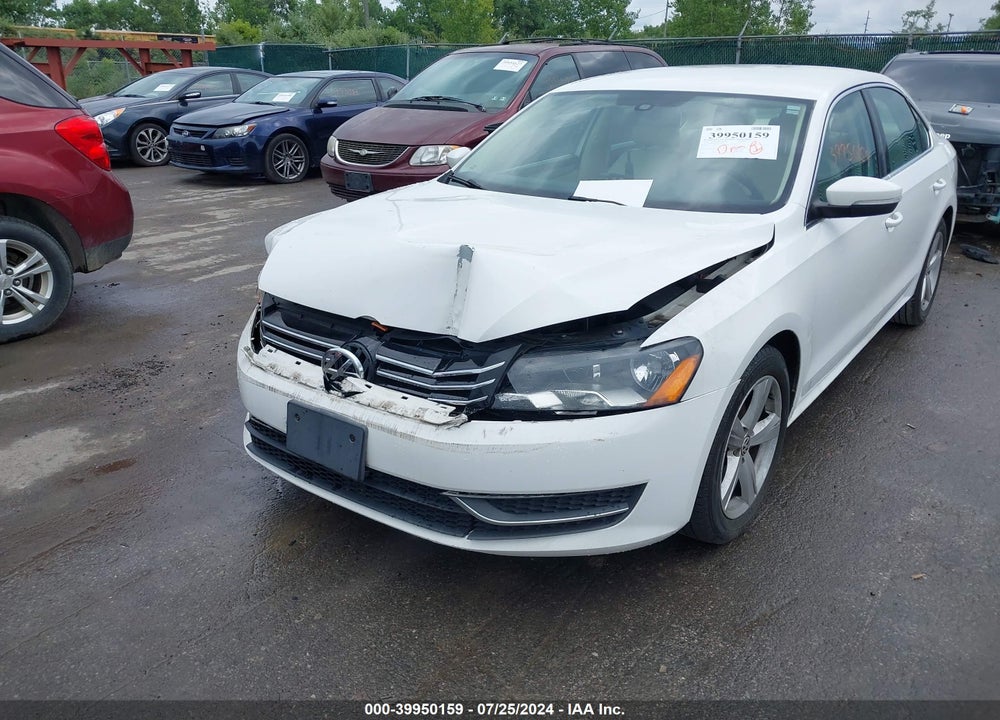 2013 VOLKSWAGEN PASSAT 2.5L SE VIN: 1VWBP7A3XDC008307
