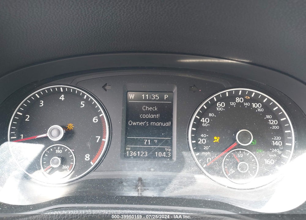 2013 VOLKSWAGEN PASSAT 2.5L SE VIN: 1VWBP7A3XDC008307