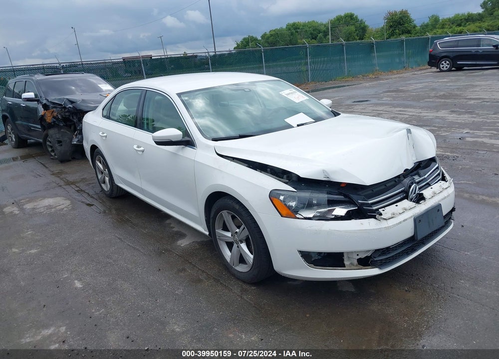 2013 VOLKSWAGEN PASSAT 2.5L SE VIN: 1VWBP7A3XDC008307