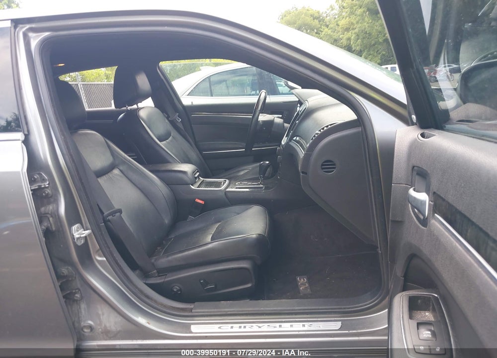2011 CHRYSLER 300C VIN: 2C3CA6CTXBH583084