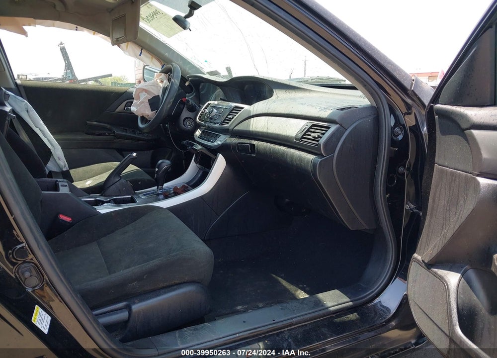 2013 HONDA ACCORD LX VIN: 1HGCR2F33DA238359