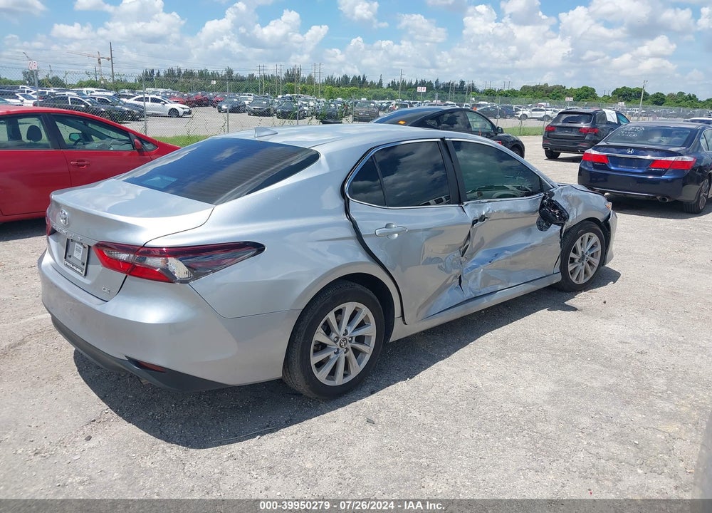 2024 TOYOTA CAMRY LE VIN: 4T1R11AK1RU921154