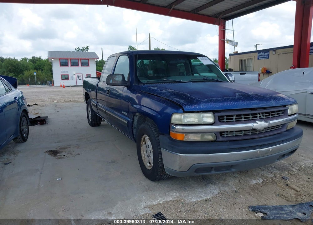 2000 CHEVROLET SILVERADO 1500 LS VIN: 2GCEC19TXY1364233
