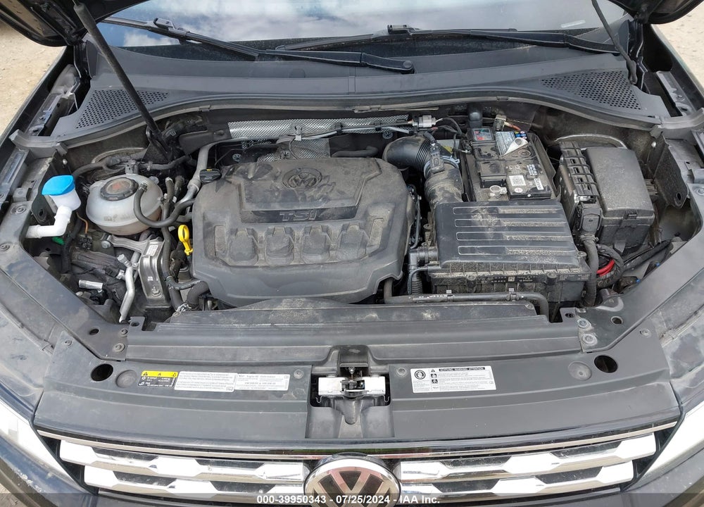 2018 VOLKSWAGEN TIGUAN 2.0T SE/2.0T SEL VIN: 3VV2B7AX5JM160236