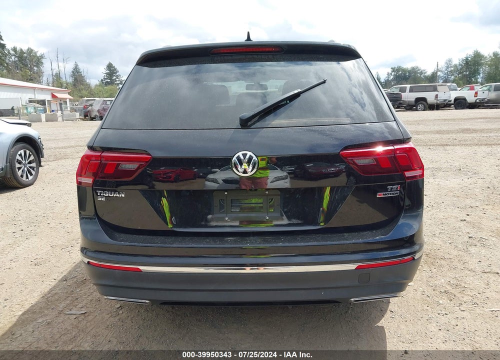 2018 VOLKSWAGEN TIGUAN 2.0T SE/2.0T SEL VIN: 3VV2B7AX5JM160236