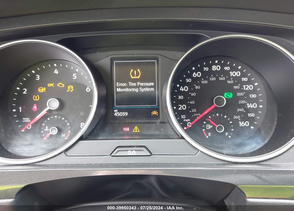 2018 VOLKSWAGEN TIGUAN 2.0T SE/2.0T SEL VIN: 3VV2B7AX5JM160236