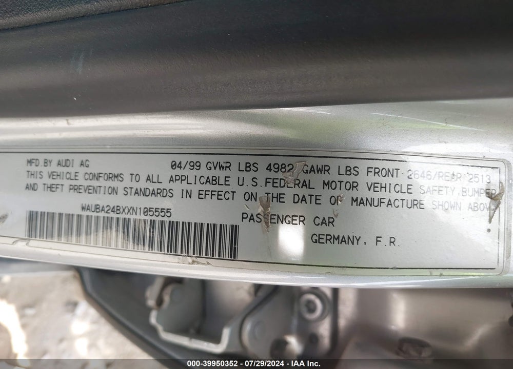 1999 AUDI A6 VIN: WAUBA24BXXN105555