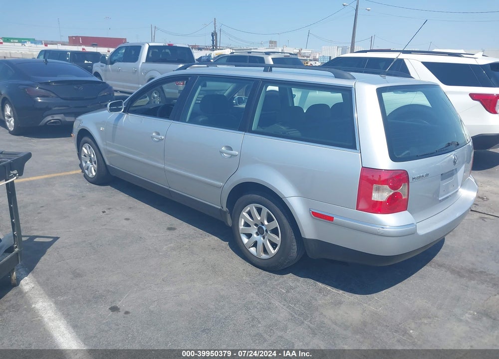 2002 VOLKSWAGEN PASSAT GLS VIN: WVWVD63B42E376975