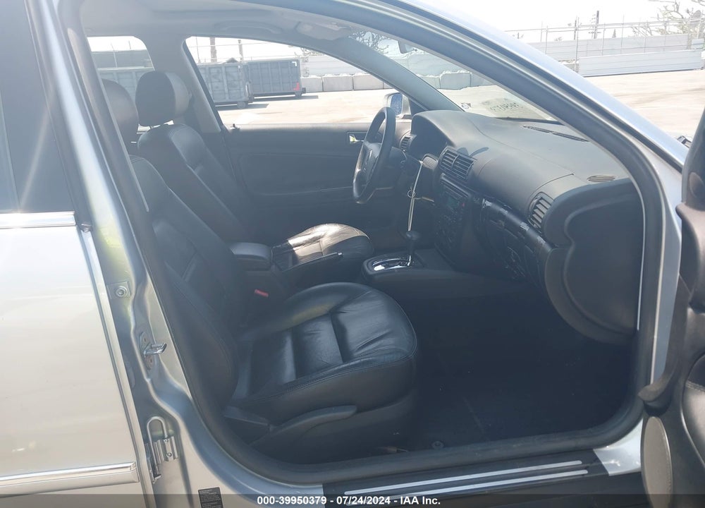 2002 VOLKSWAGEN PASSAT GLS VIN: WVWVD63B42E376975