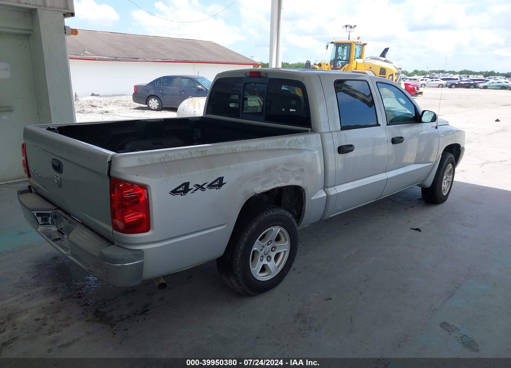 2005 DODGE DAKOTA SLT VIN: 1D7HW48KX5S169023