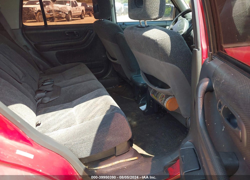 2000 HONDA CR-V LX VIN: JHLRD1844YC063592