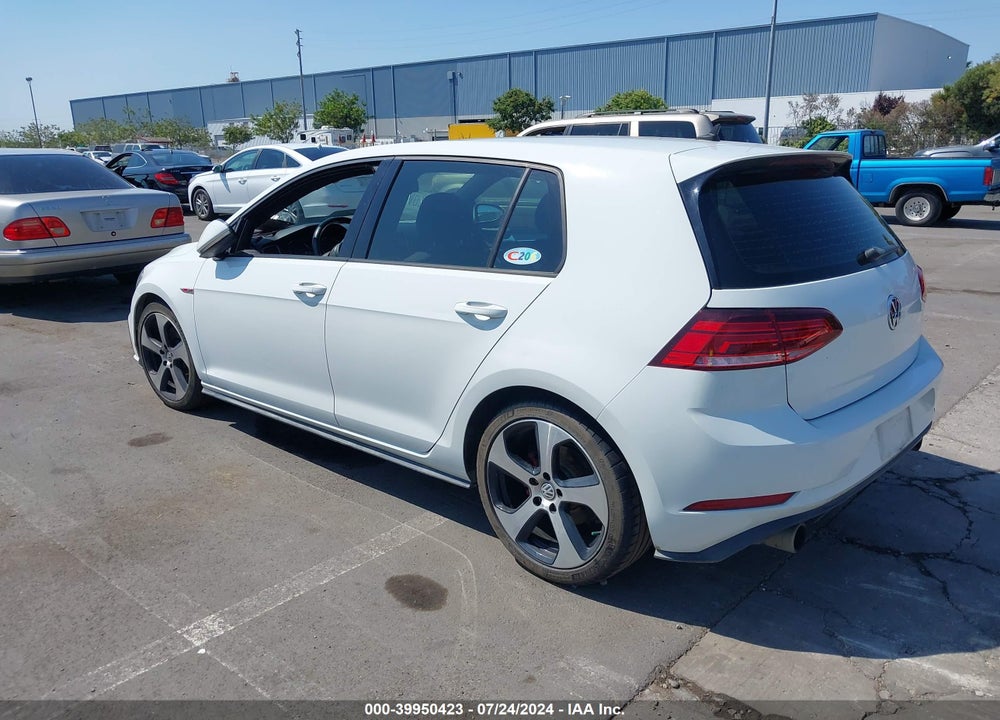 2018 VOLKSWAGEN GOLF GTI 2.0T AUTOBAHN/2.0T S/2.0T SE VIN: 3VW547AU8JM281013