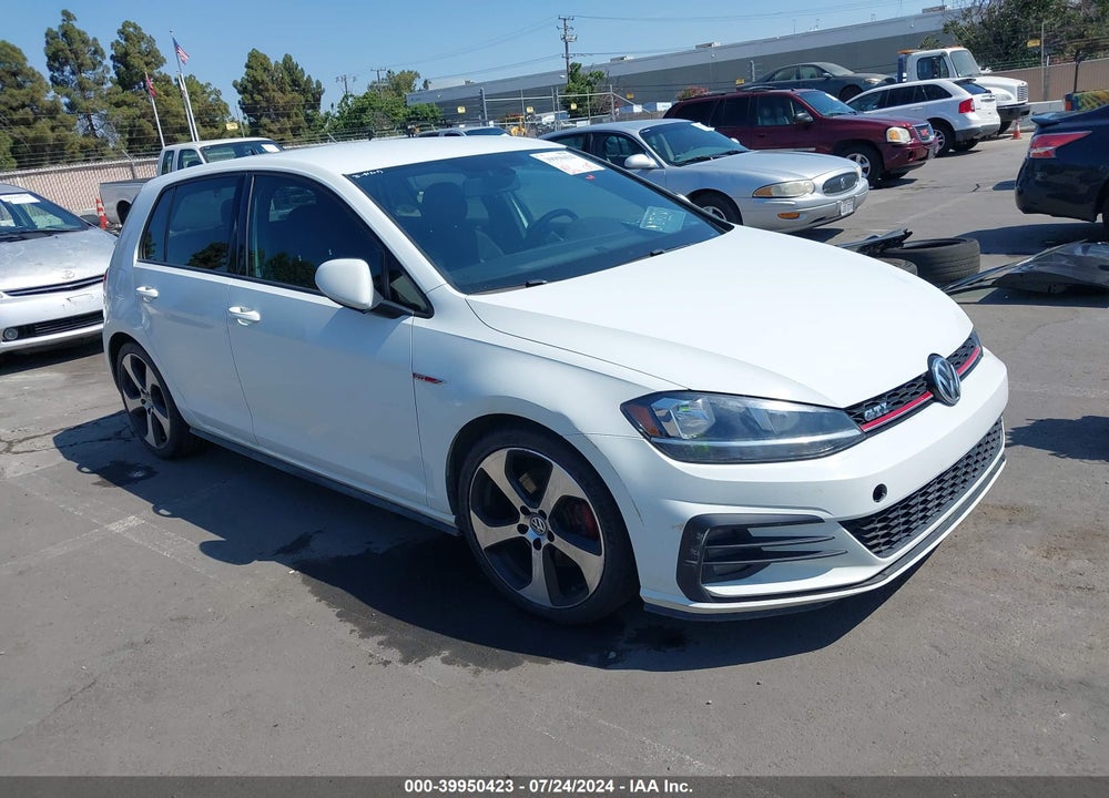 2018 VOLKSWAGEN GOLF GTI 2.0T AUTOBAHN/2.0T S/2.0T SE VIN: 3VW547AU8JM281013