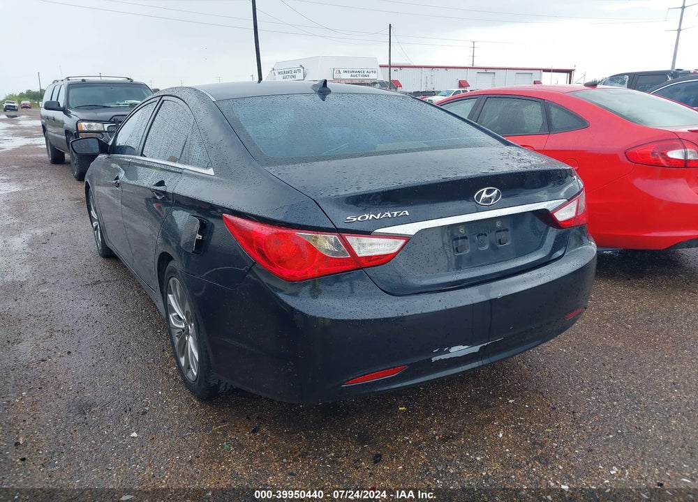 2013 HYUNDAI SONATA GLS VIN: 5NPEB4AC8DH624850