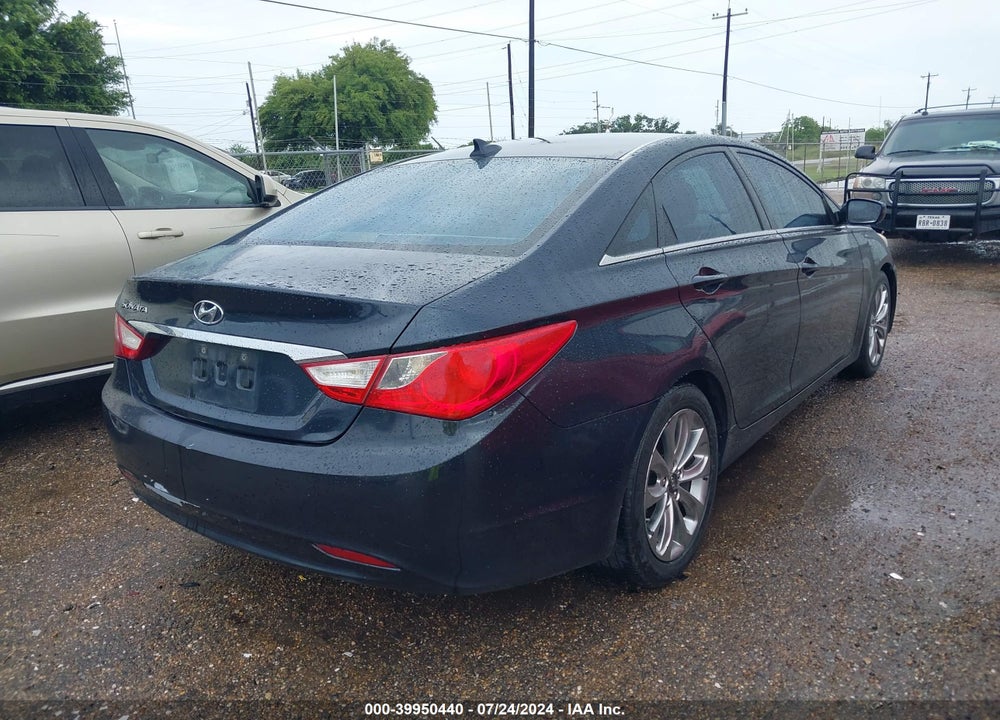 2013 HYUNDAI SONATA GLS VIN: 5NPEB4AC8DH624850