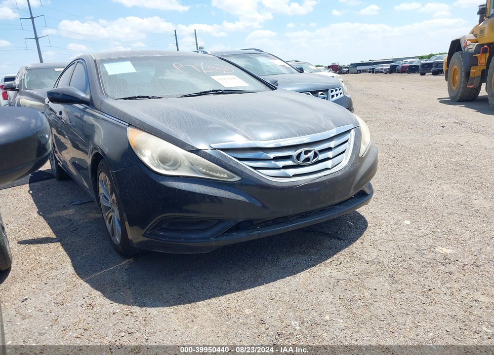 2013 HYUNDAI SONATA GLS VIN: 5NPEB4AC8DH624850