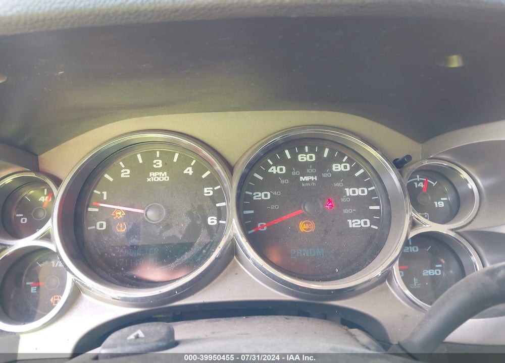 2011 CHEVROLET SILVERADO 1500 LT VIN: 1GCRKSE32BZ459819