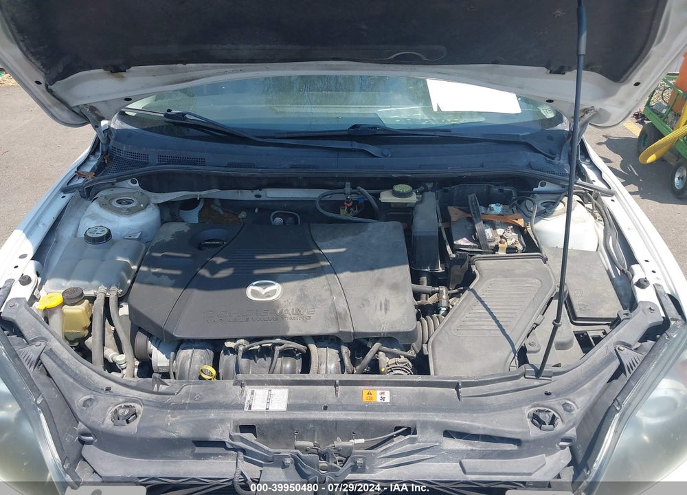 2005 MAZDA 3 S VIN: JM1BK343351226057