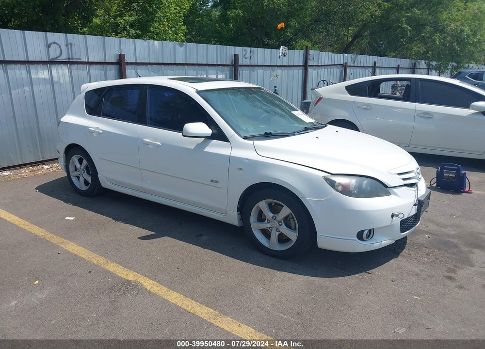 2005 MAZDA 3 S VIN: JM1BK343351226057