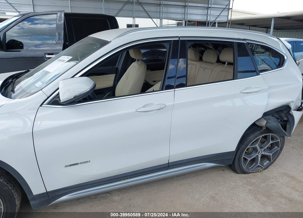 2018 BMW X1 SDRIVE28I VIN: WBXHU7C37J5H40239