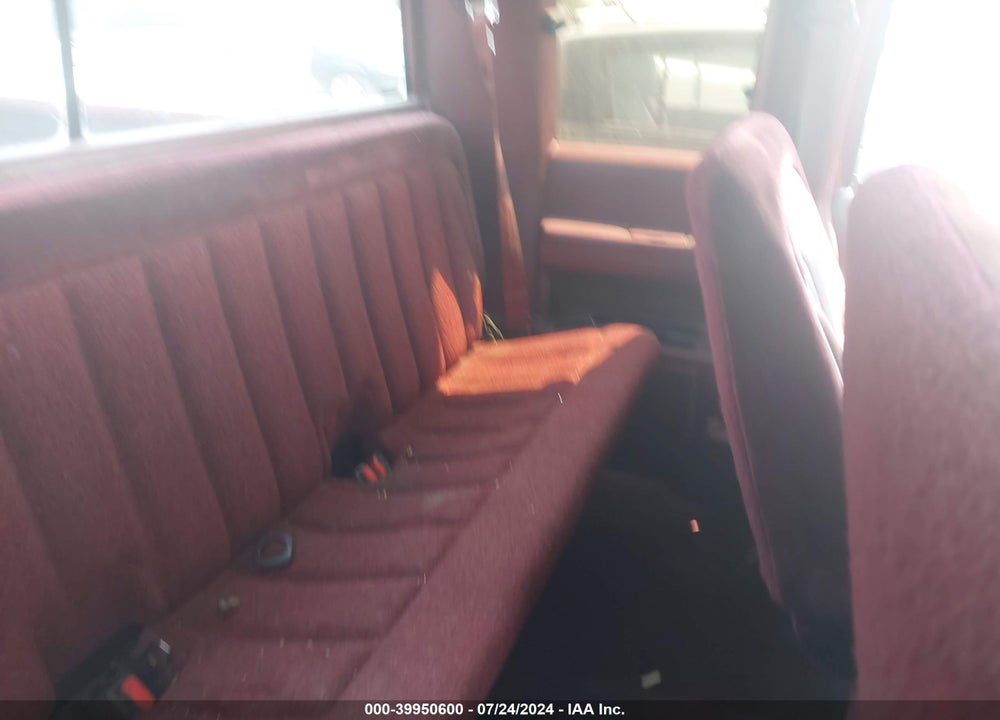 1989 CHEVROLET GMT-400 K1500 VIN: 2GCEK19KXK1250704