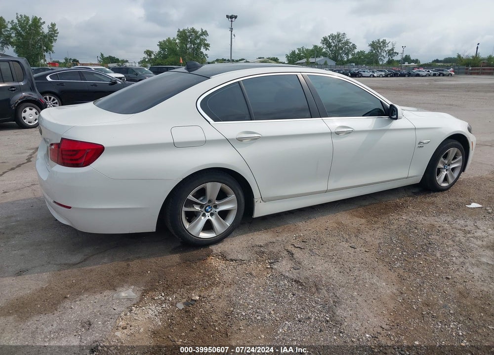 2012 BMW 528I XDRIVE VIN: WBAXH5C54CDW02356