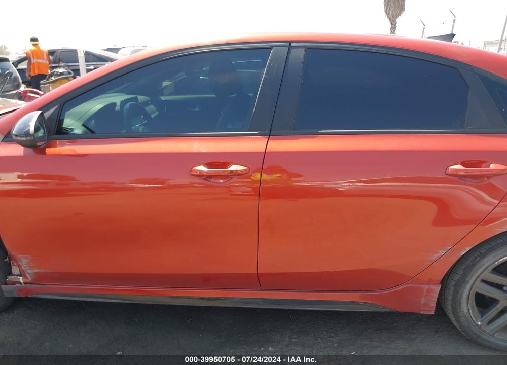 2021 KIA FORTE GT LINE VIN: 3KPF34AD4ME391984