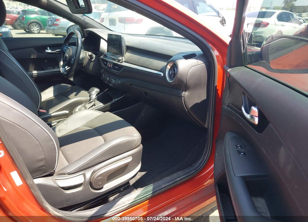 2021 KIA FORTE GT LINE VIN: 3KPF34AD4ME391984