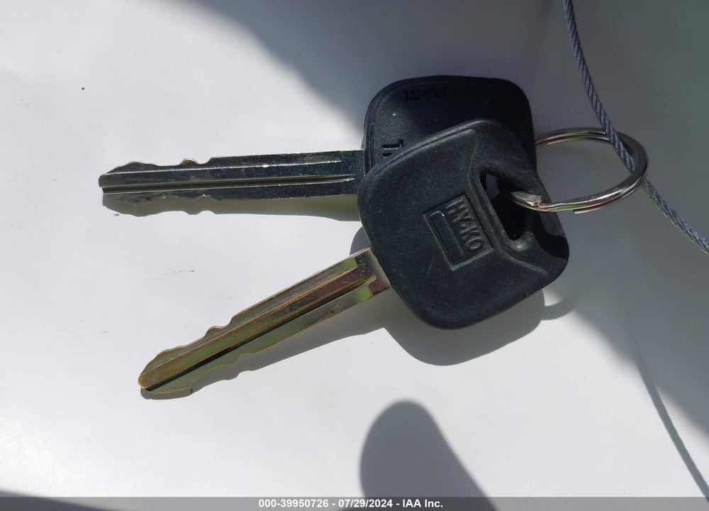 2000 TOYOTA CAMRY CE/LE/XLE VIN: JT2BG22K0Y0429903