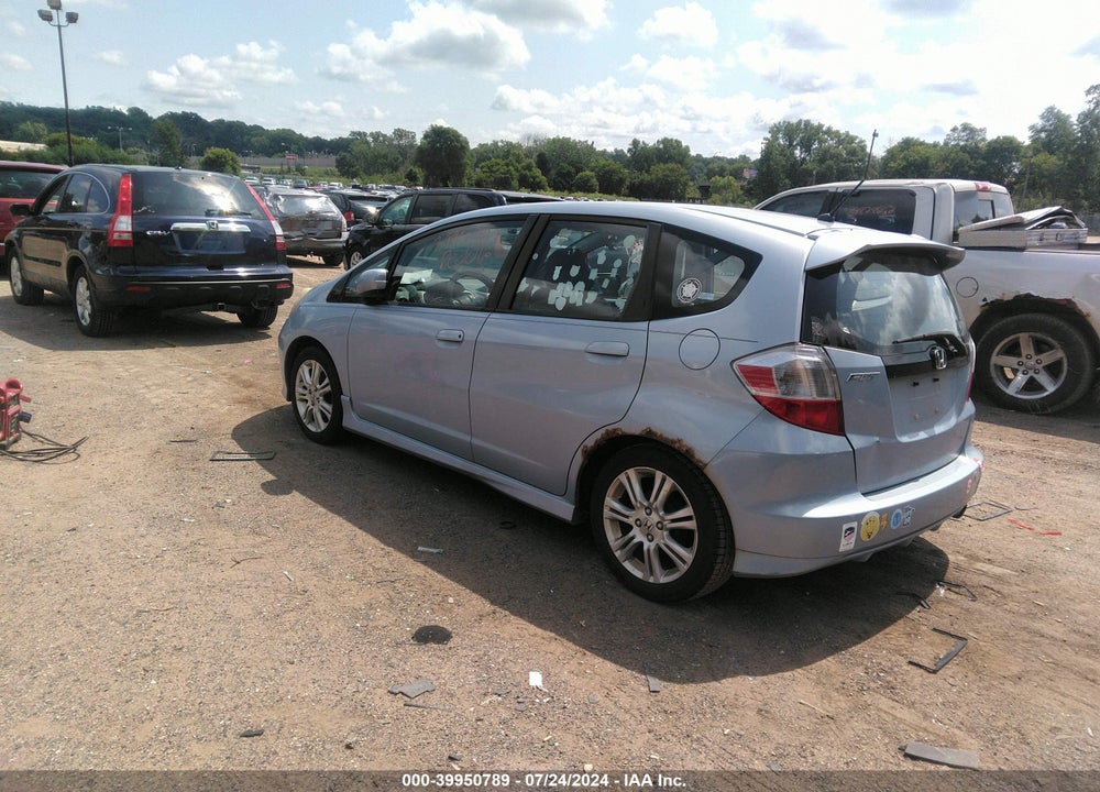 2009 HONDA FIT SPORT VIN: JHMGE886X9S021770