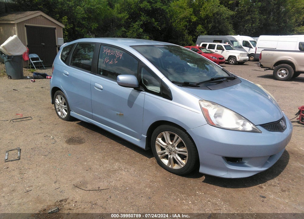 2009 HONDA FIT SPORT VIN: JHMGE886X9S021770
