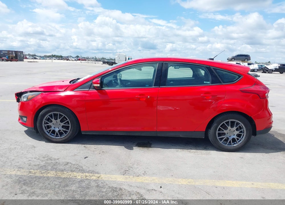 2017 FORD FOCUS SEL VIN: 1FADP3M20HL249036