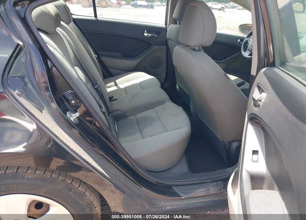 2015 KIA FORTE LX VIN: KNAFK4A6XF5423353