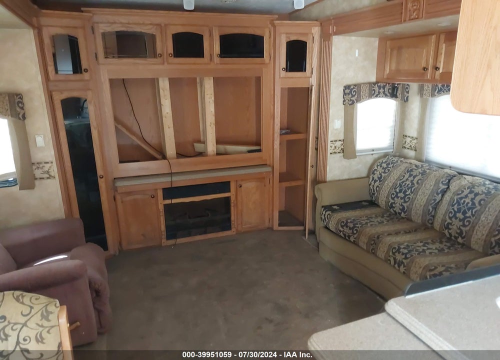 2008 HEARTLAND BIGHORN FIFTH WHEEL VIN: 5SFGF34298E009947