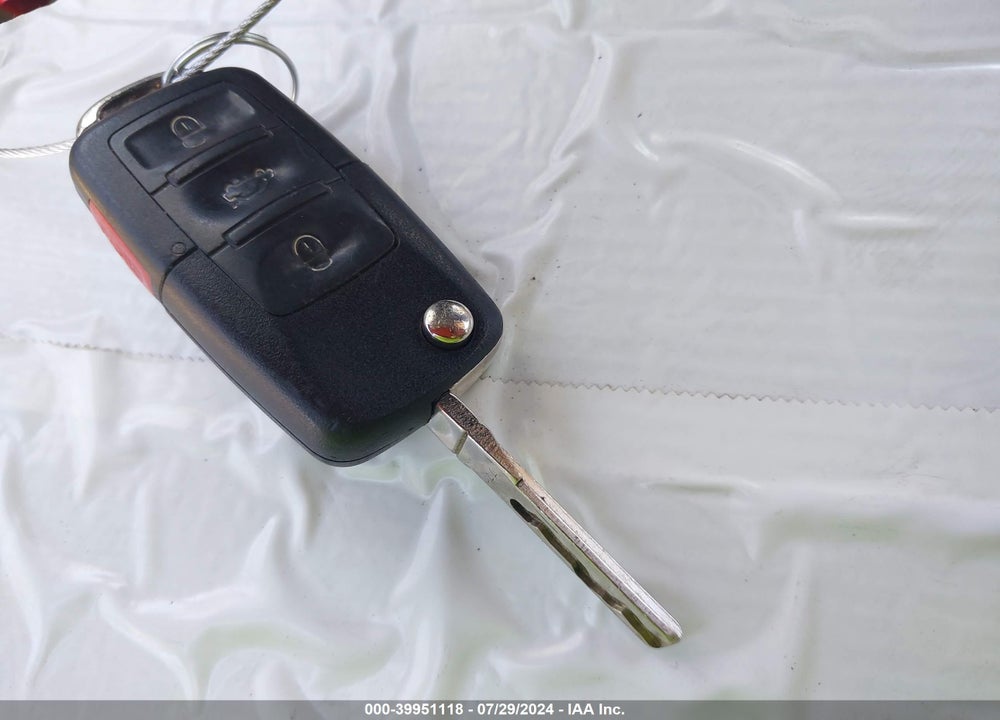2006 VOLKSWAGEN NEW BEETLE 2.5 VIN: 3VWRG31C86M417558