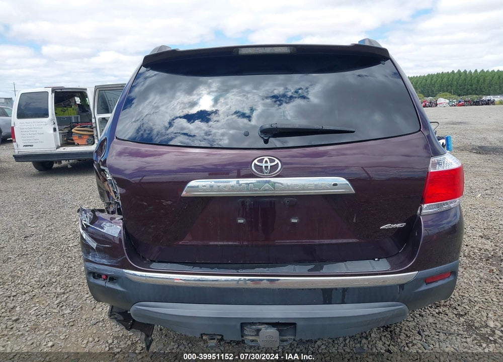 2013 TOYOTA HIGHLANDER SE V6 VIN: 5TDBK3EH5DS226105