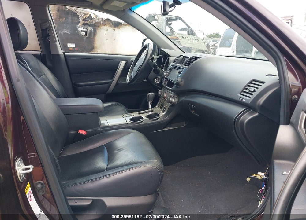 2013 TOYOTA HIGHLANDER SE V6 VIN: 5TDBK3EH5DS226105