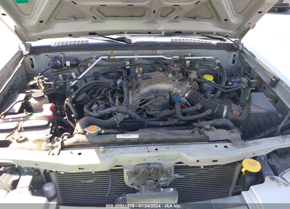 2004 NISSAN FRONTIER XE-V6 VIN: 1N6ED27T44C444442