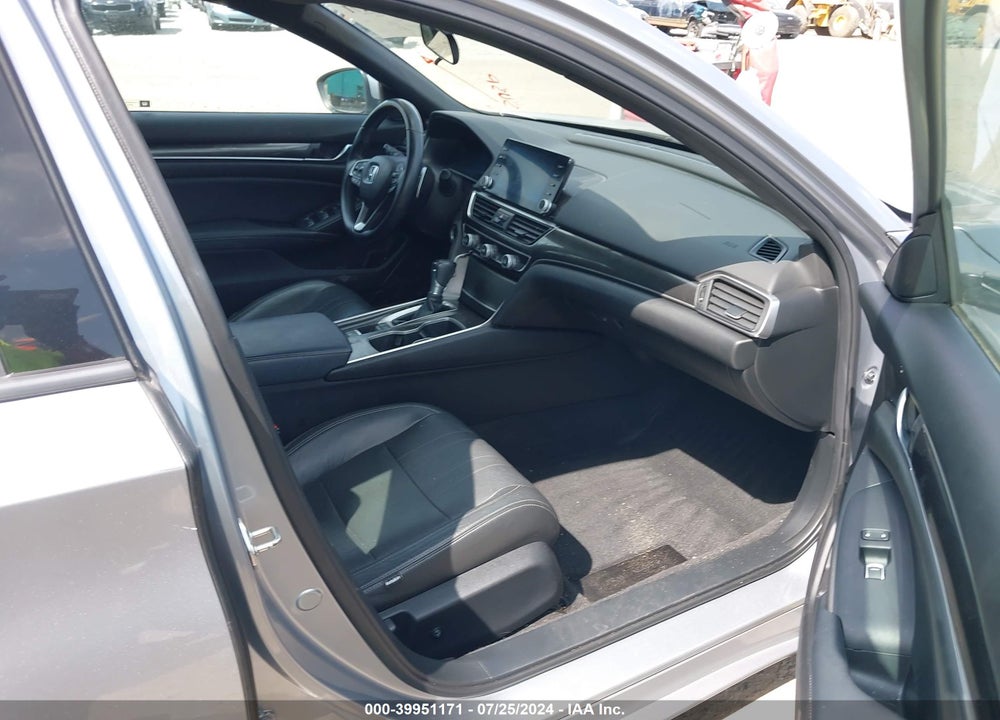 2018 HONDA ACCORD SPORT VIN: 1HGCV1F38JA031046