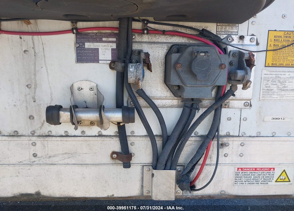 2014 UTILITY TRAILER MFG --- VIN: 1UYVS253XEU772392
