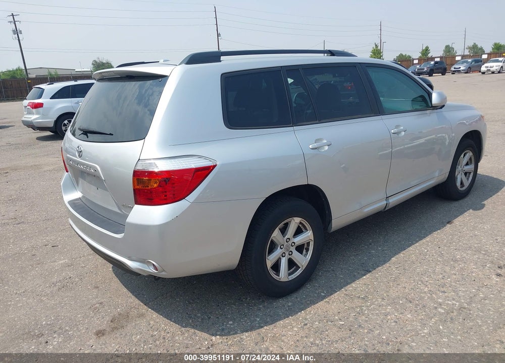 2010 TOYOTA HIGHLANDER SE V6 VIN: 5TDJK3EH3AS038058