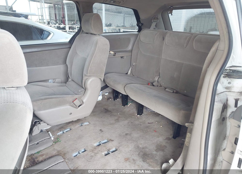 2006 TOYOTA SIENNA VIN: 5TDZA23C16S389369