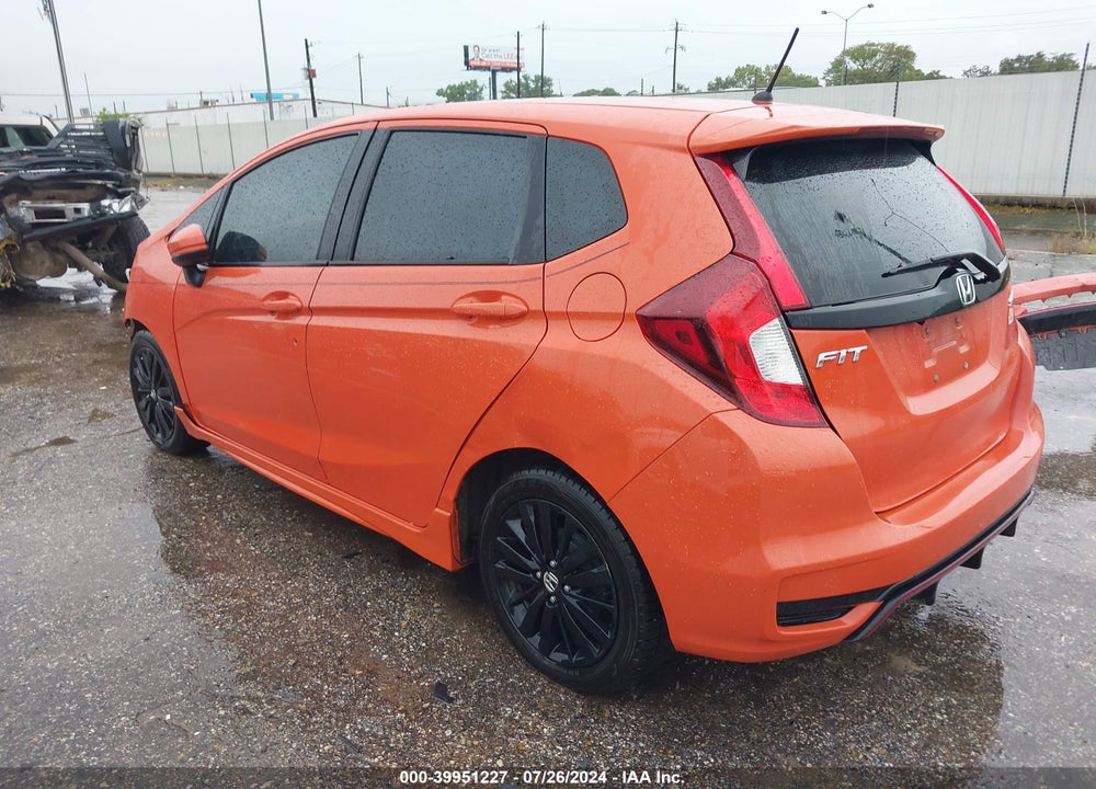2018 HONDA FIT SPORT VIN: 3HGGK5G63JM711238