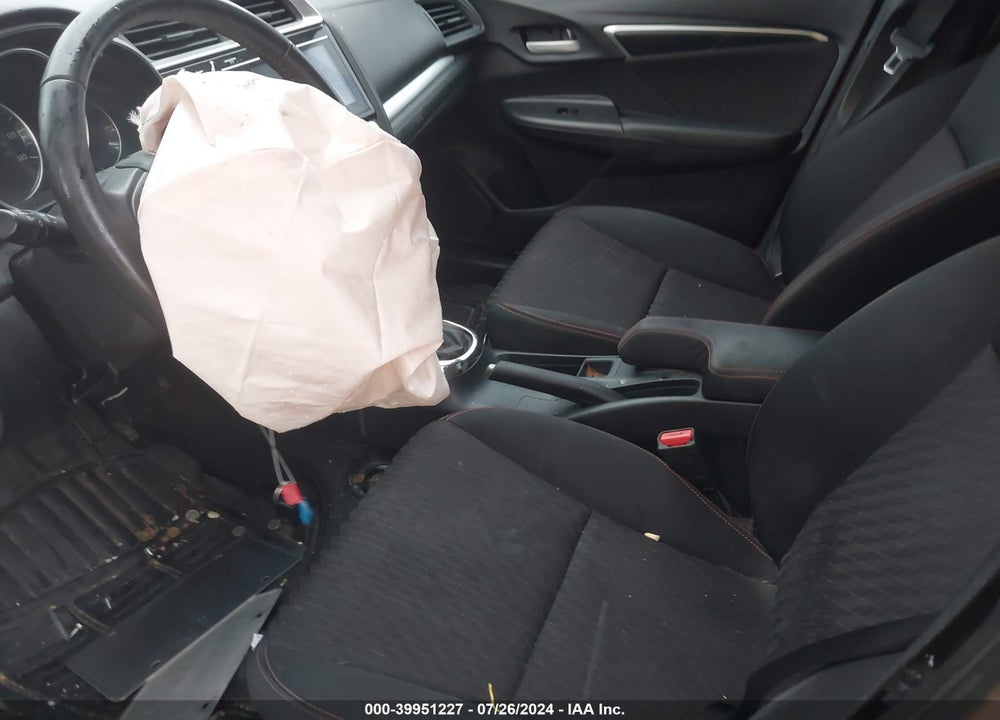 2018 HONDA FIT SPORT VIN: 3HGGK5G63JM711238