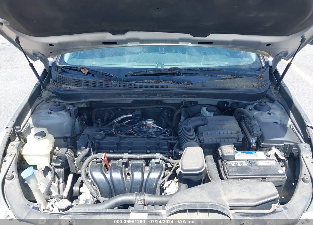 2013 HYUNDAI SONATA GLS VIN: 5NPEB4AC3DH738481