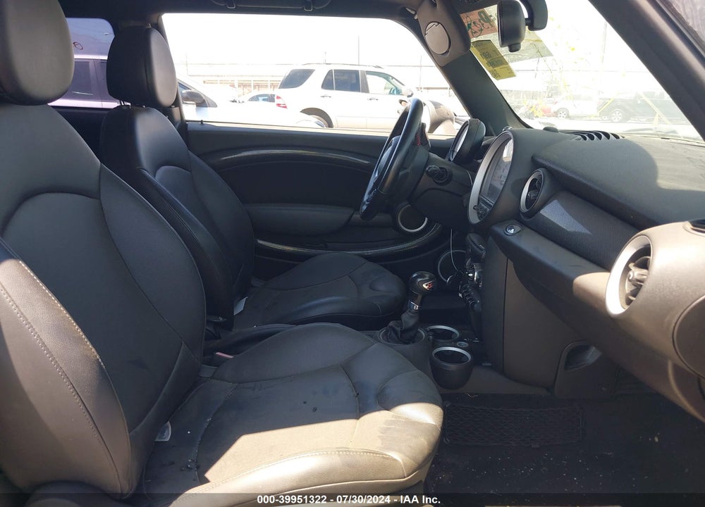 2013 MINI HARDTOP COOPER S VIN: WMWSV3C55DT397077